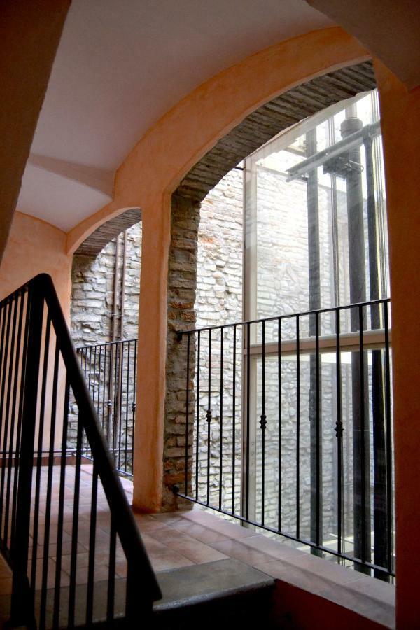 Downtown In Parma Apartment Exterior photo